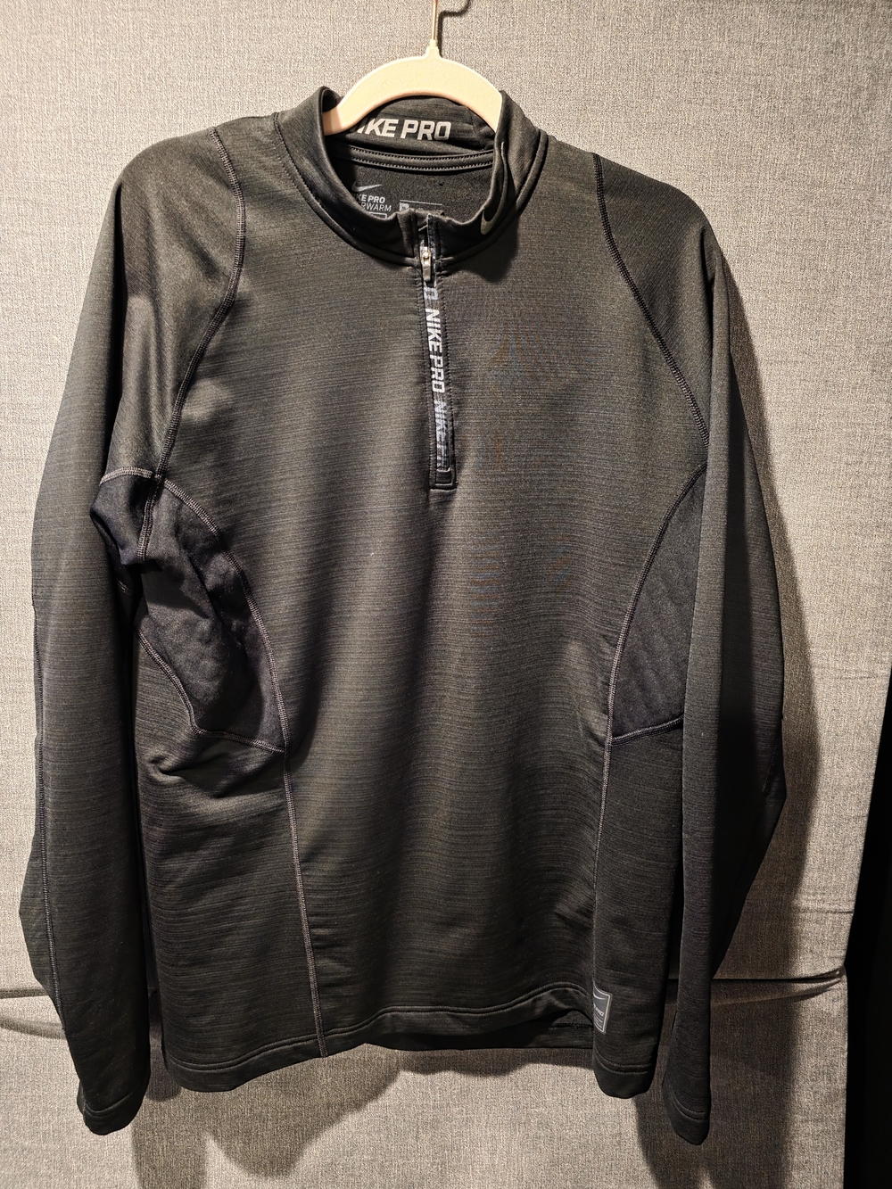 Nike Pro Hyperwarm Fitted Black Performance 1/4 Zip Size XL